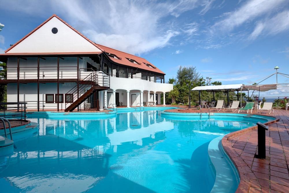 The Pool Resort Villa Ichigoichie Onna Buitenkant foto