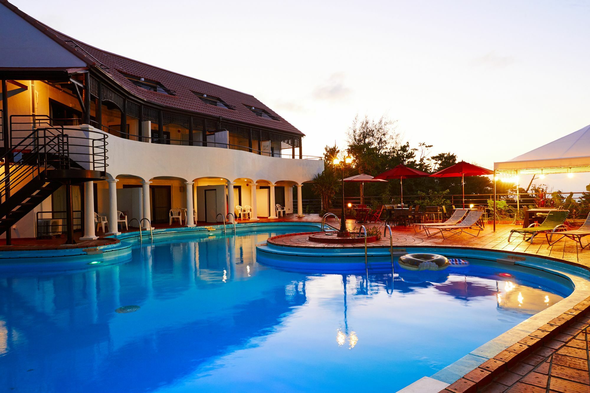 The Pool Resort Villa Ichigoichie Onna Buitenkant foto