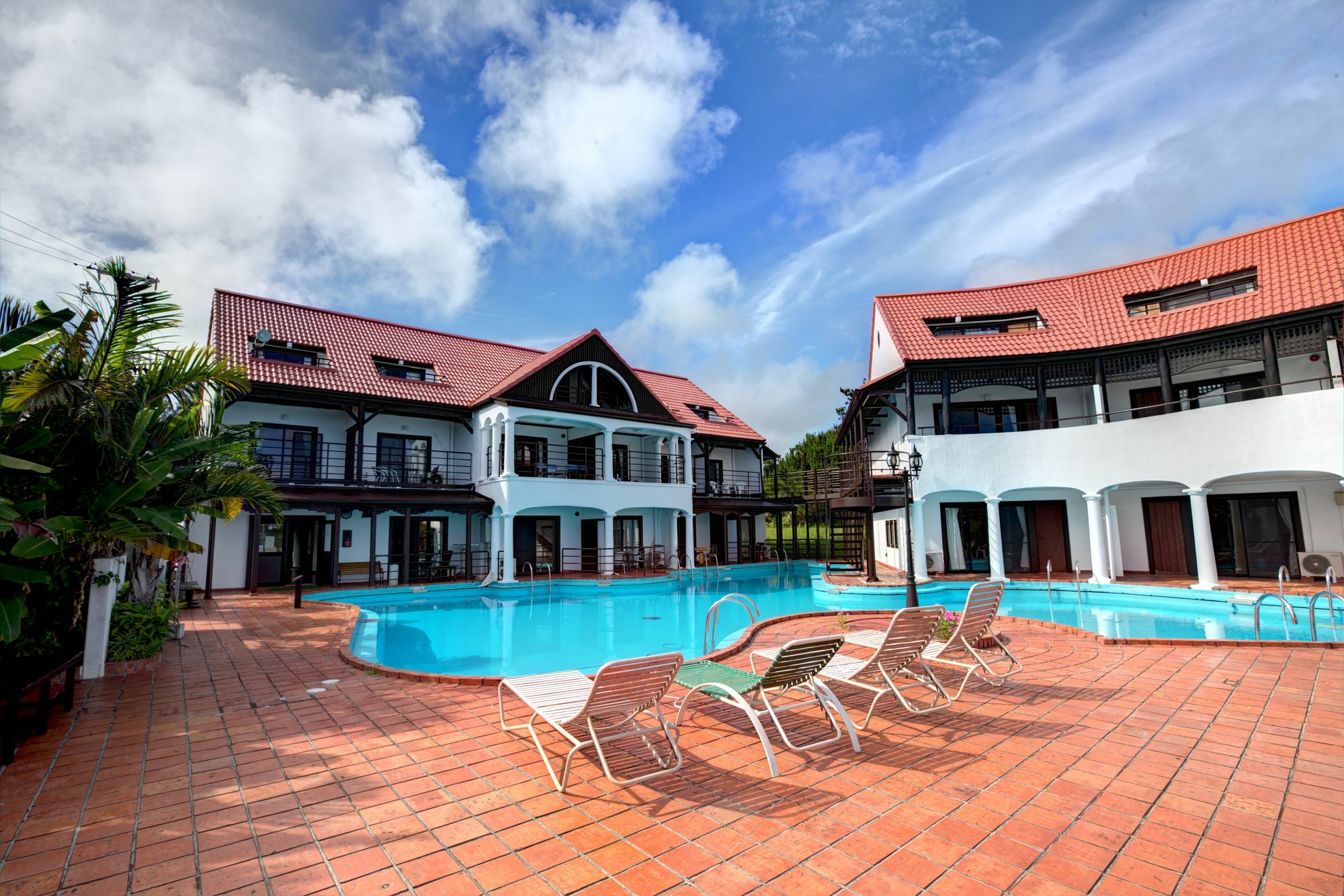 The Pool Resort Villa Ichigoichie Onna Buitenkant foto